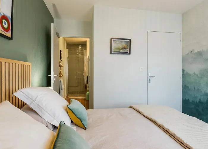 شقة Bel En Bord De Avec Terrasse Et Parking - Fr-1-306-1298